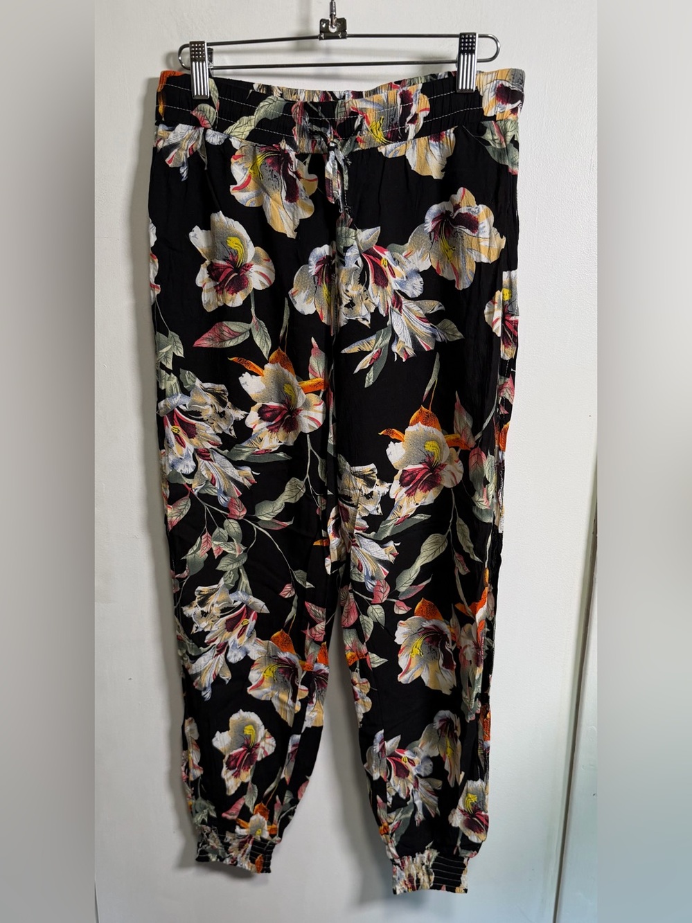 Raya Sun Floral Side Slit Pants